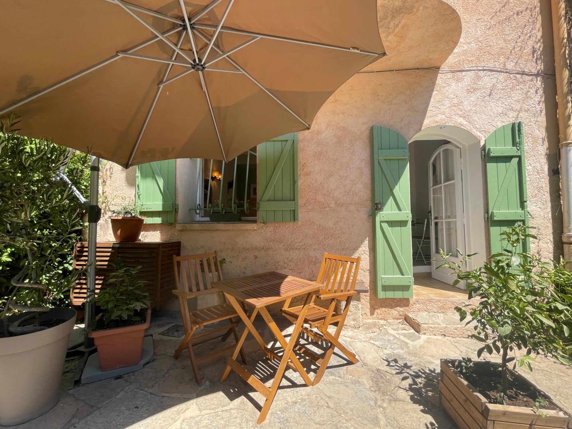 Cosy Studio - Place Du Figuier Борм-ле-Мимоза Экстерьер фото