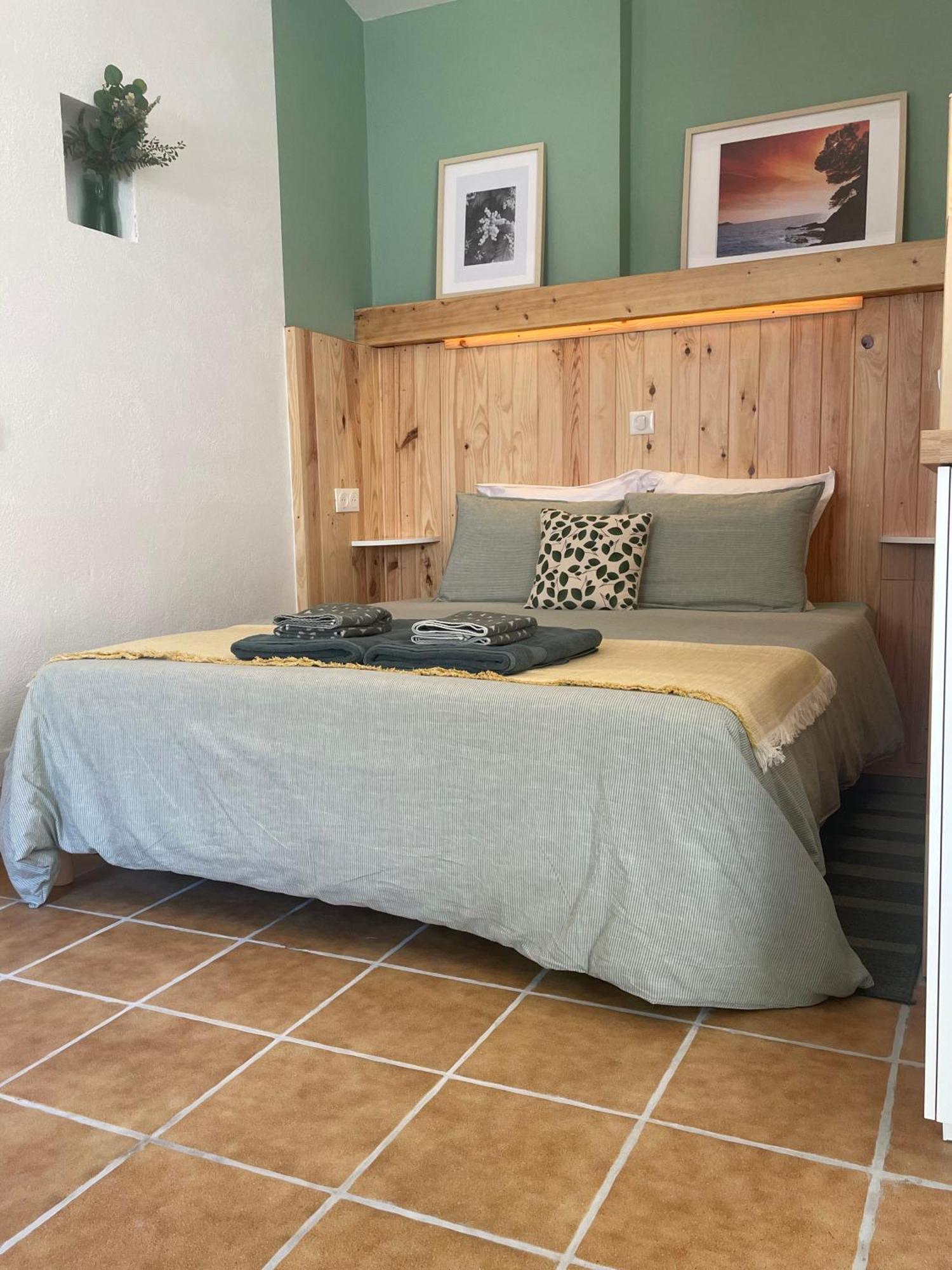 Cosy Studio - Place Du Figuier Борм-ле-Мимоза Экстерьер фото